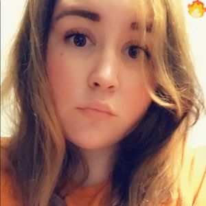 Meet your Posher, Sabrina